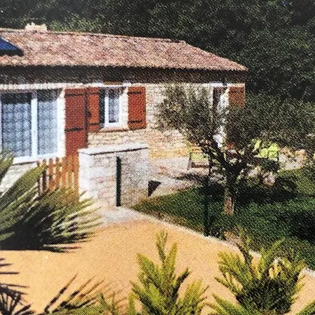 De La Ravine Chez Juju Holiday home *