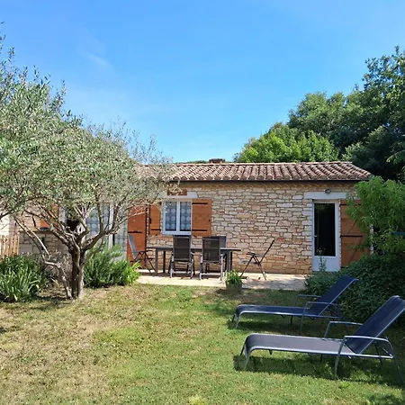 Tatil Evi De La Ravine Chez Juju Laval-Saint-Roman